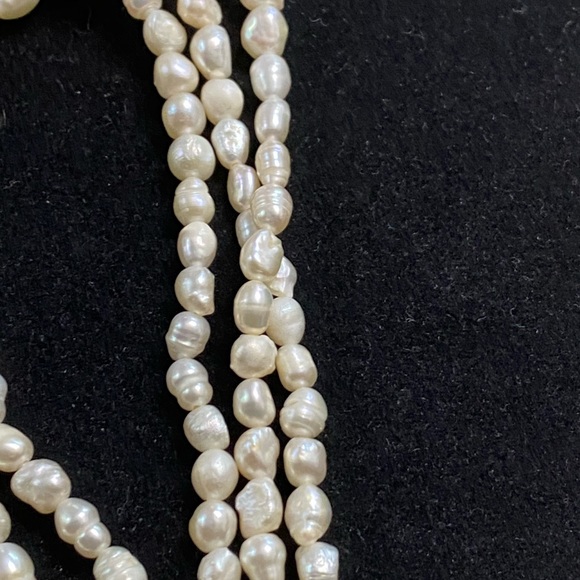 VTG 1950’s Genuine 18” 3 Strand Seed Pearls with 10K Clasp Necklace Final Price - Picture 8 of 12
